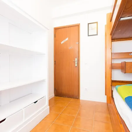 Baleal Surf Camp - 1 * بينيش