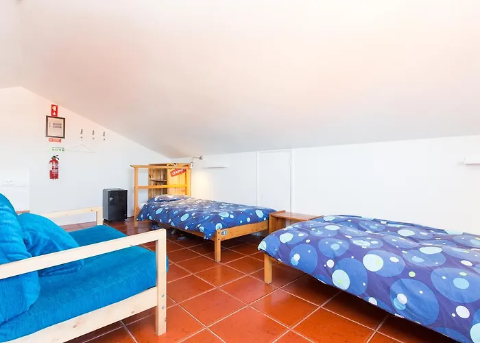 Baleal Surf Camp - 1 * 佩尼契