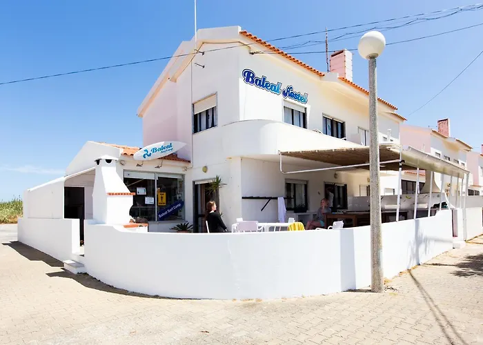 Baleal Surf Camp - 1 * 佩尼契