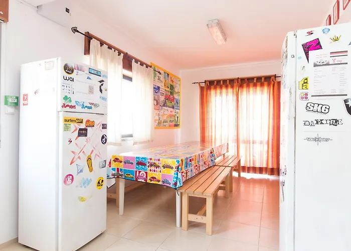 Baleal Surf Camp - 1 * 佩尼契